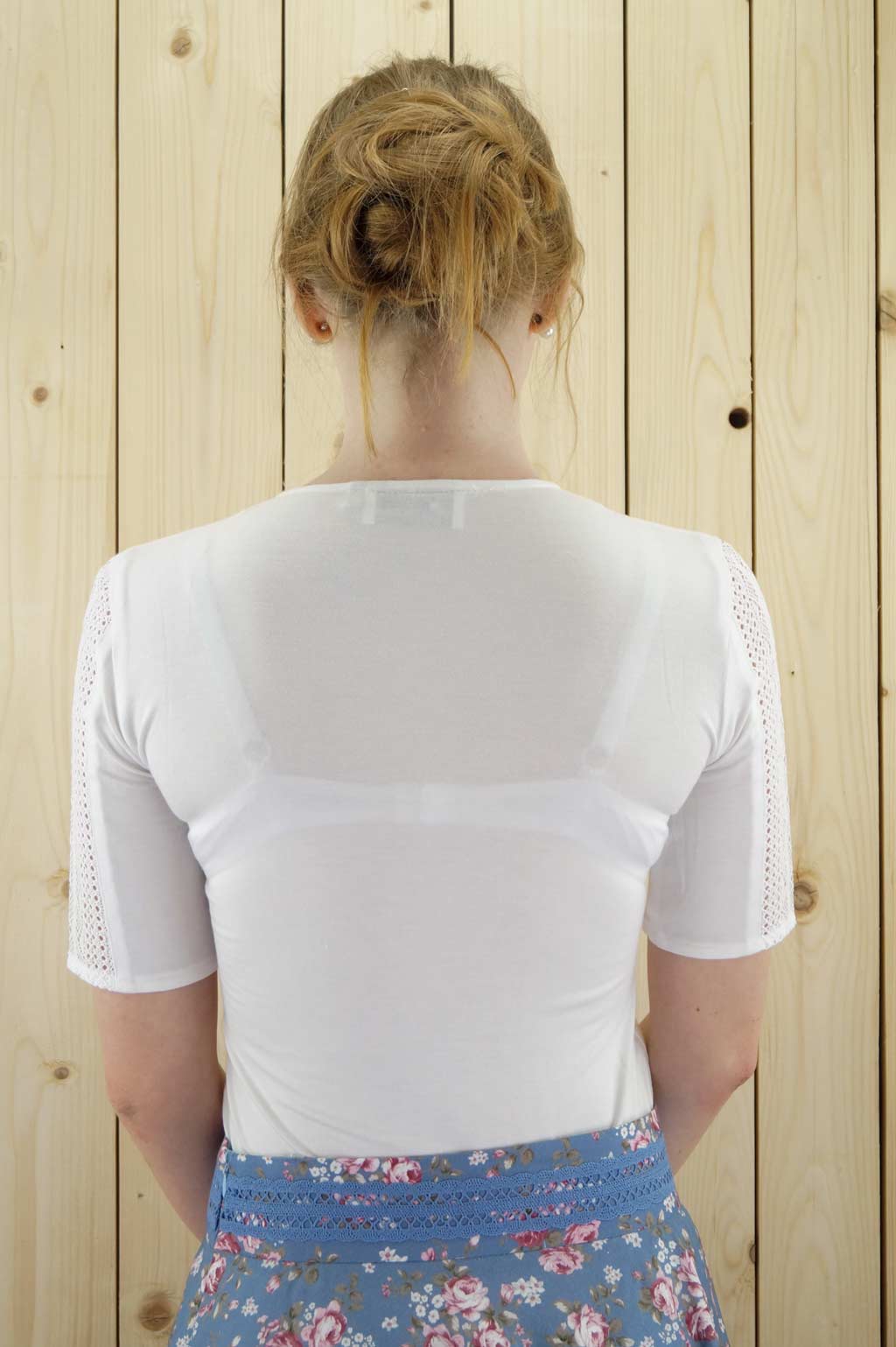 Spitzenbody, weiß - Hut und Tracht - da Rädl Spitzenbody, weiß - Hut und Tracht - da Rädl